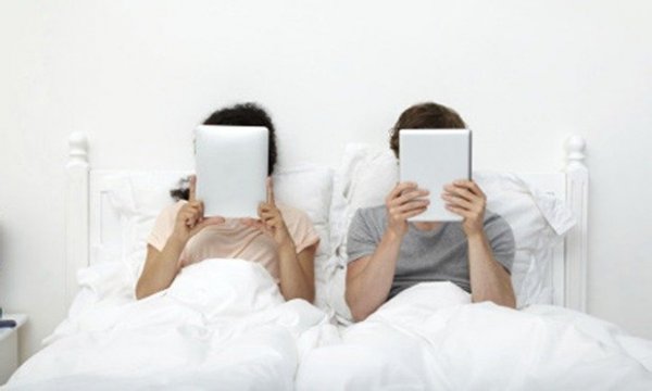 A tabletek fénye álmatlanságot is okoz.Ráadásul kövérít...